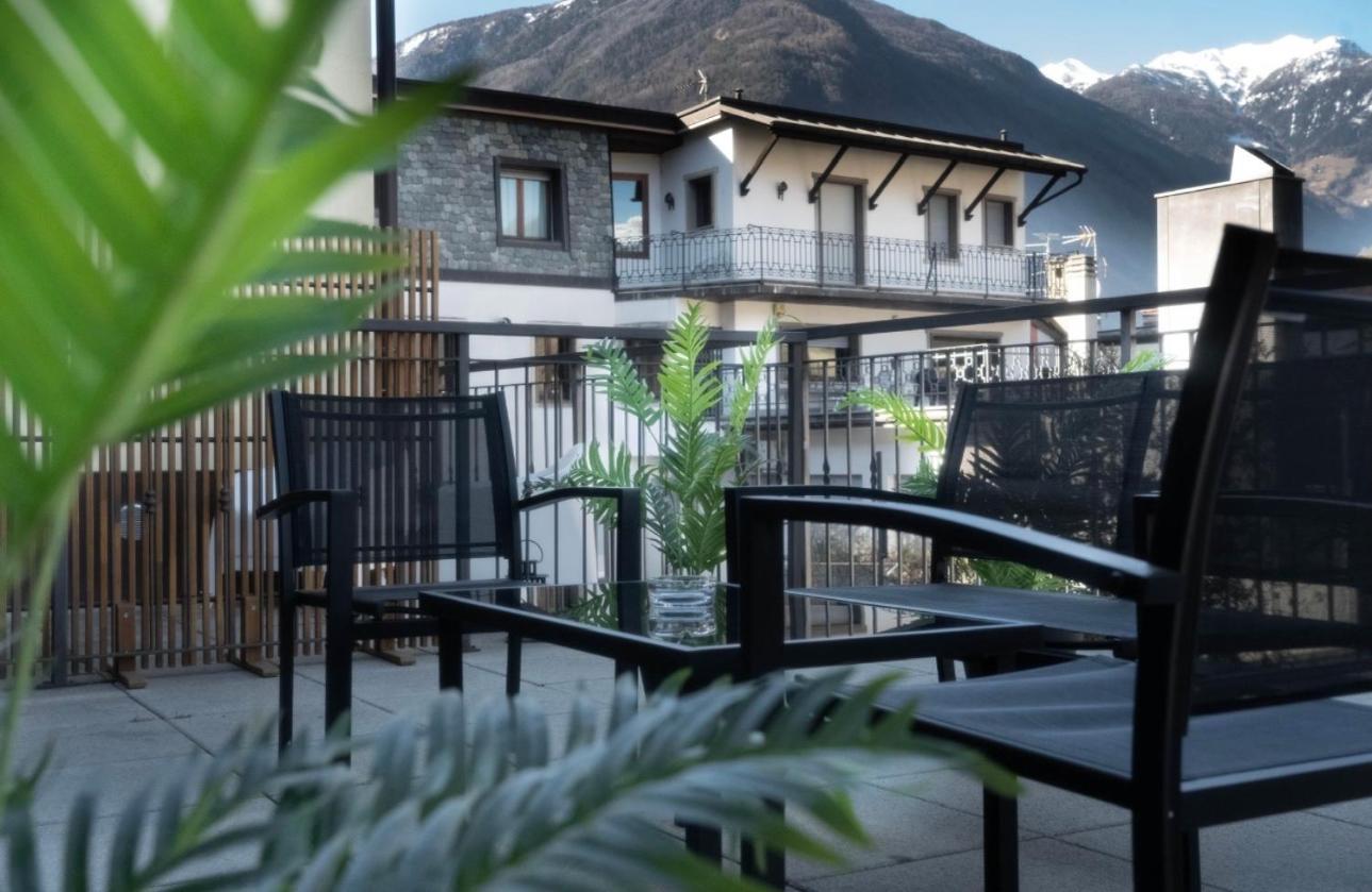 Ambra Apartment Tirano Exterior photo